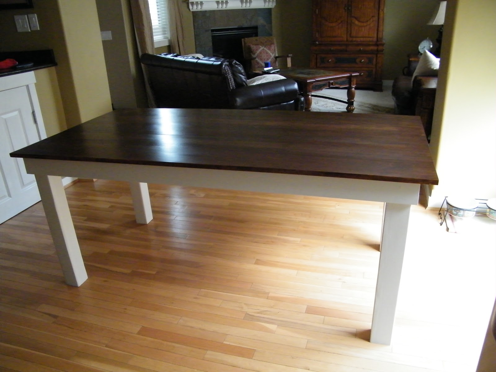 Woodworking plans kitchen table