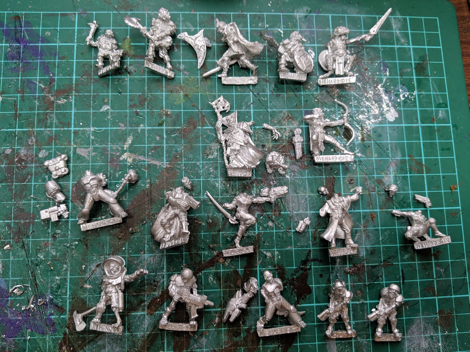 Another wargaming blog Preparing metal miniatures for paint
