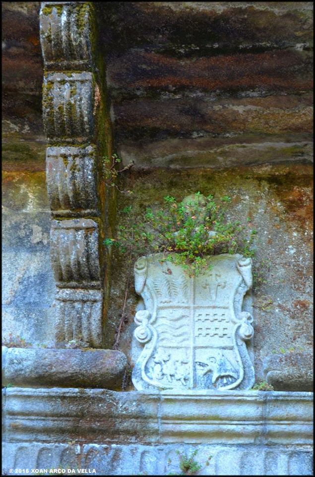 XOAN ARCO DA VELLA TORRE DE XUNQUEIRAS XOBRE A POBRA
