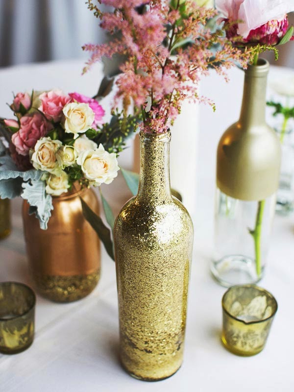 11 Wedding Centerpieces from Glass Bottles Do it yourself ideas and