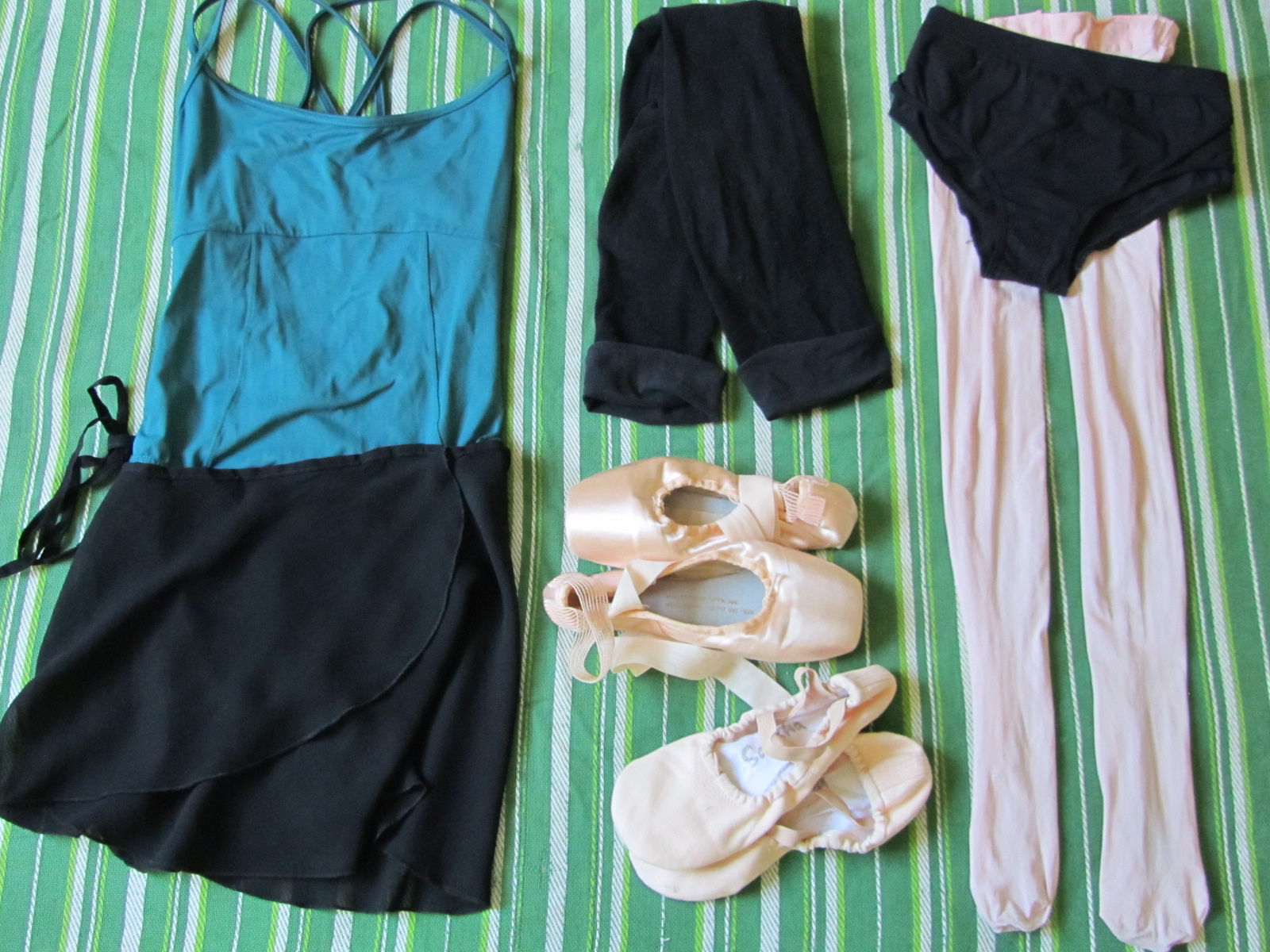 Pointe Til You Drop What's In My Ballet Bag