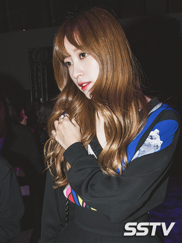 행사 두탕 뛴 오늘자 하니 | 인스티즈