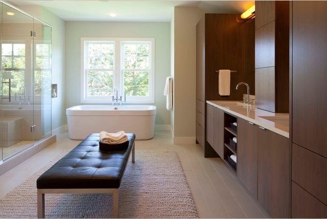 Simplifying Remodeling: 9 Features to Consider for Your Dream Bathroom