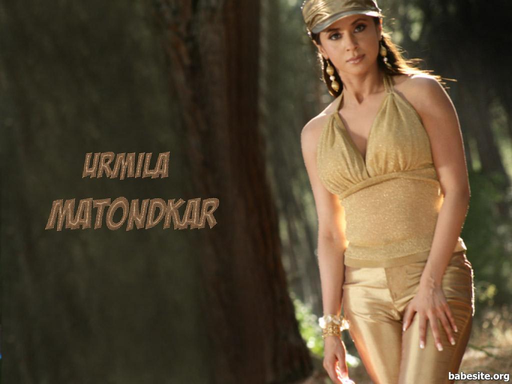 Bollywood Hot Actress Urmila Matondkar Free Sexs 21 Pictures