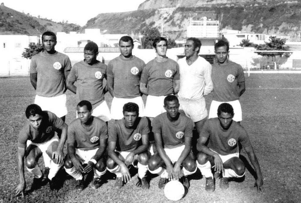 Maria do Resguardo: Esporte Clube São Carlos, em 17 de agosto de 1971  (arquivo de Luiz Cipriano da Silva).
