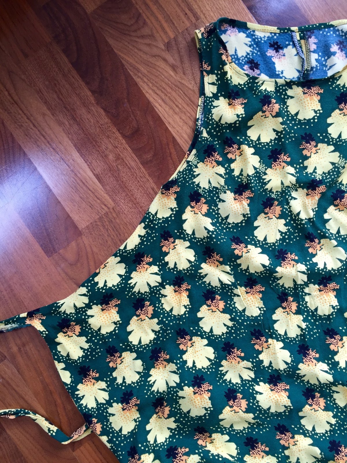 Diary of a Chain Stitcher : Anna Sui Floral Kielo Wrap Dress