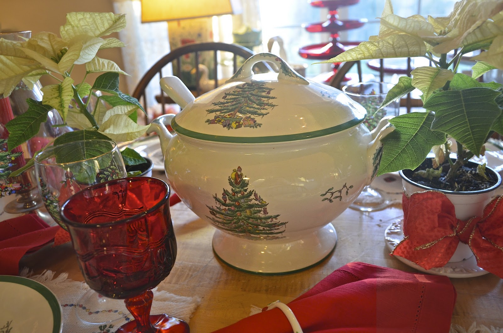 Spode Christmas Tree x 2 Entertaining Women