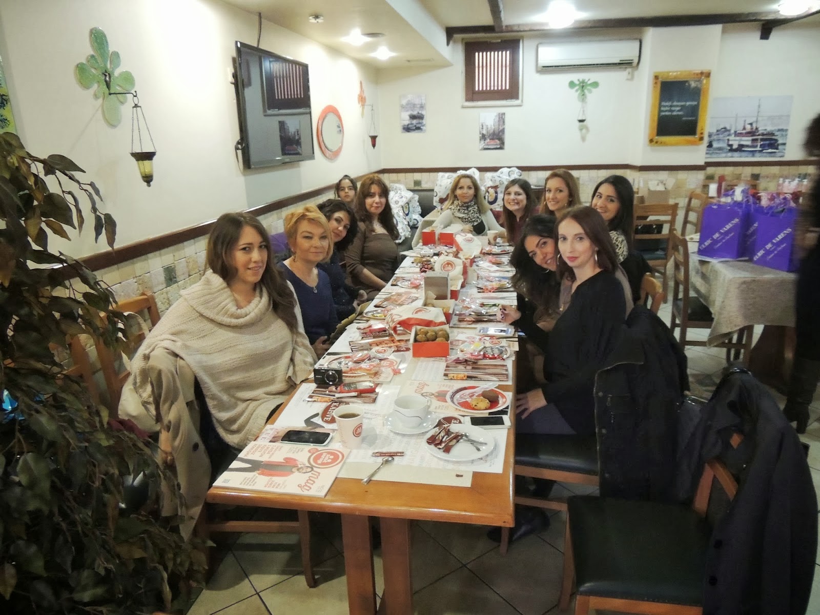 Kırmızı Lale Blog: #Sendeinceldavet Blogger Buluşmamız