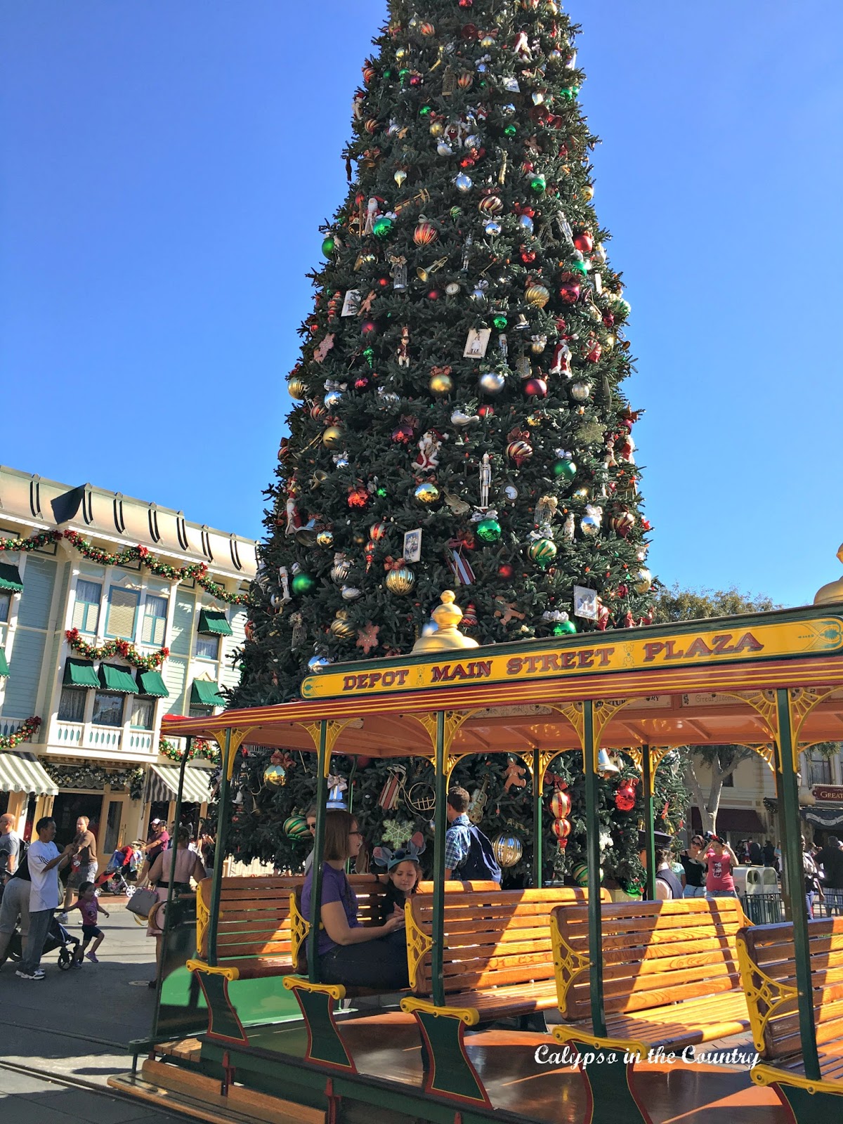Disneyland decorated for Christmas Disneyland decorated for Christmas