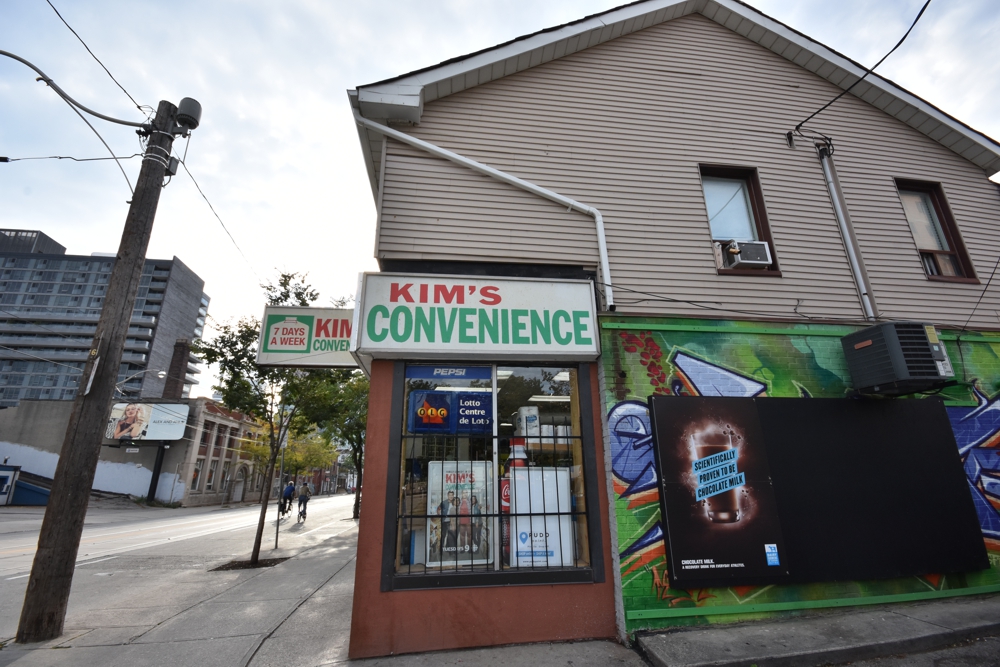 Toronto Grand Prix Tourist A Toronto Blog Kim's Convenience A