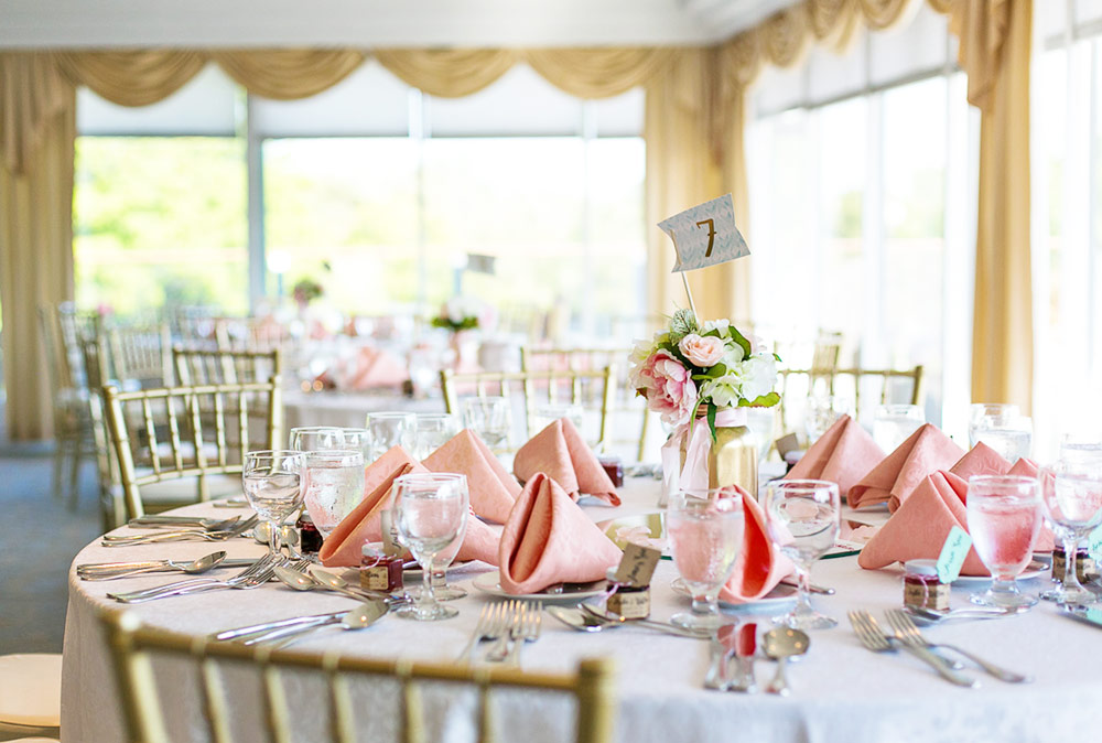 {DIY} How I Made My Own Wedding Centerpieces and Saved Money Ting and Things