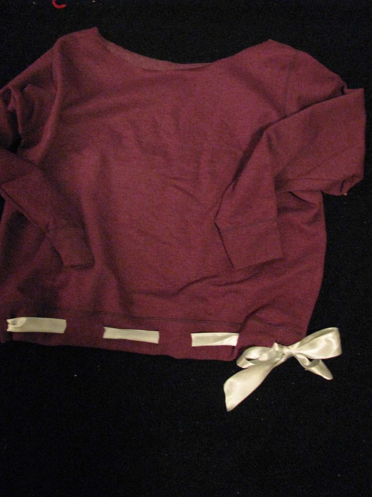 thoughts-of-style-diy-off-the-shoulder-sweatshirt