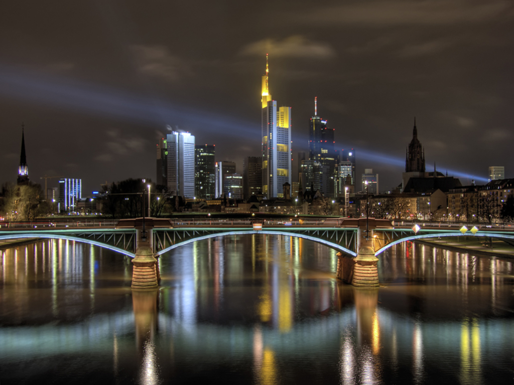 Frankfurt city skyline | Wallpapers Stocks