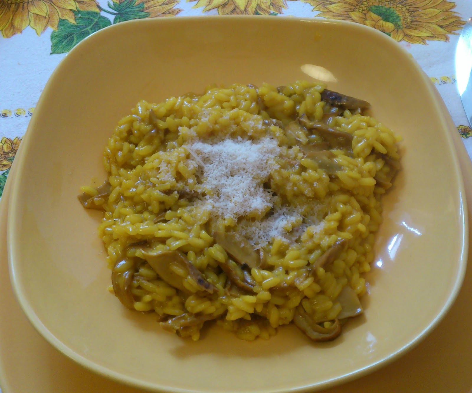 Ricetta Risotto ai Funghi Porcini e Zafferano