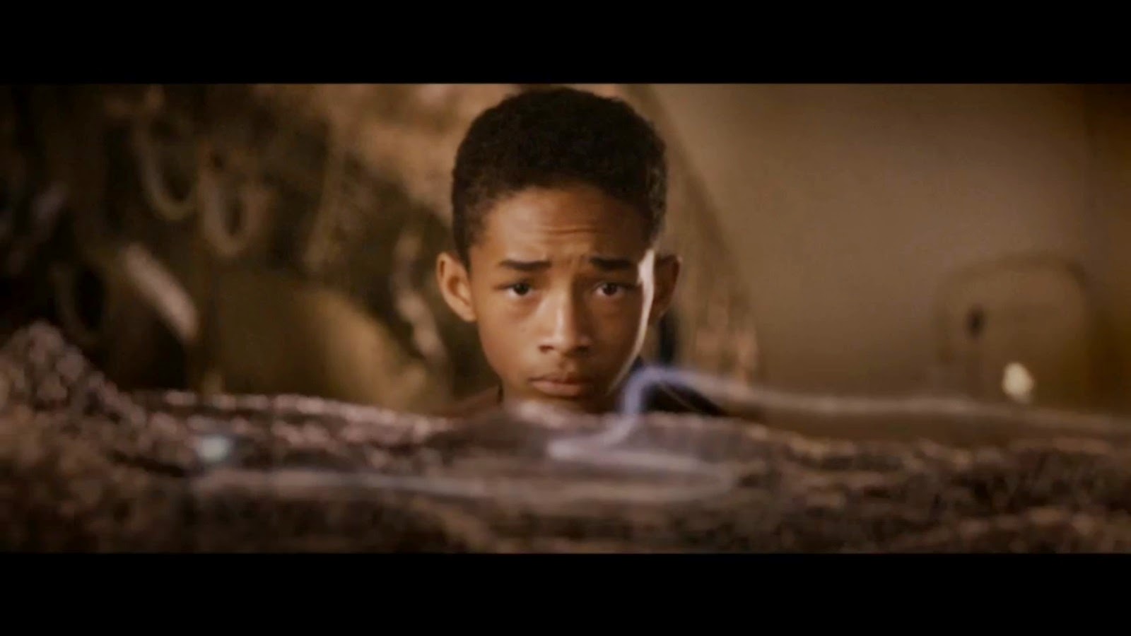 после нашей эры" шьямалана. после нашей эры трейлер. уилл смит 2013 фильмы. уилл смит. скрелы после нашей эры.