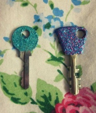 DIY Glitter Key DIY Glitter Key