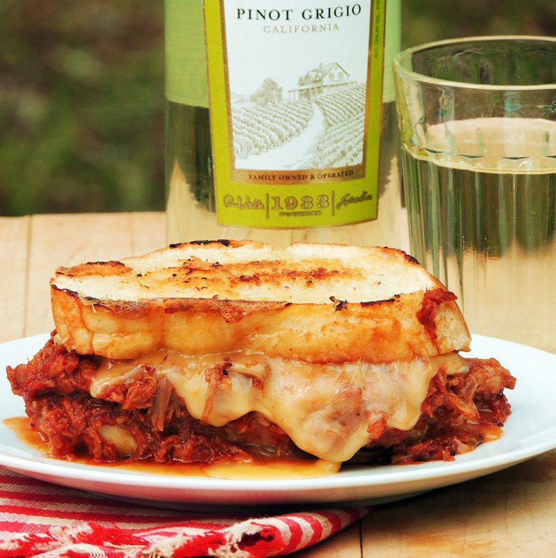 Tangy BBQ pulled pork with smoked Gouda grilled cheese is most amazing grilled cheese sandwich ever! #BBQ #grilled #pork #pulledpork #cheese #grilledcheese #sandwich #recipe | bobbiskozykitchen.com