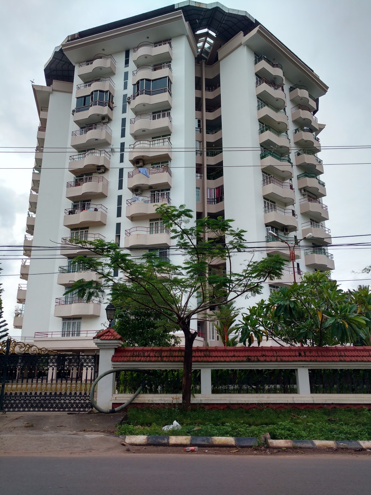 Fully Furnished 3bhk Flat/Apartment for sale in Sylvan Heights
