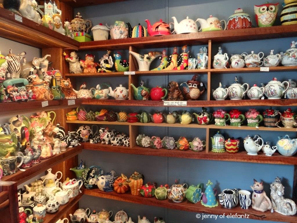 Jenny of ELEFANTZ A day with Vikki...