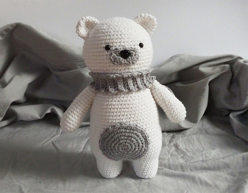 Polar bear free amigurumi pattern