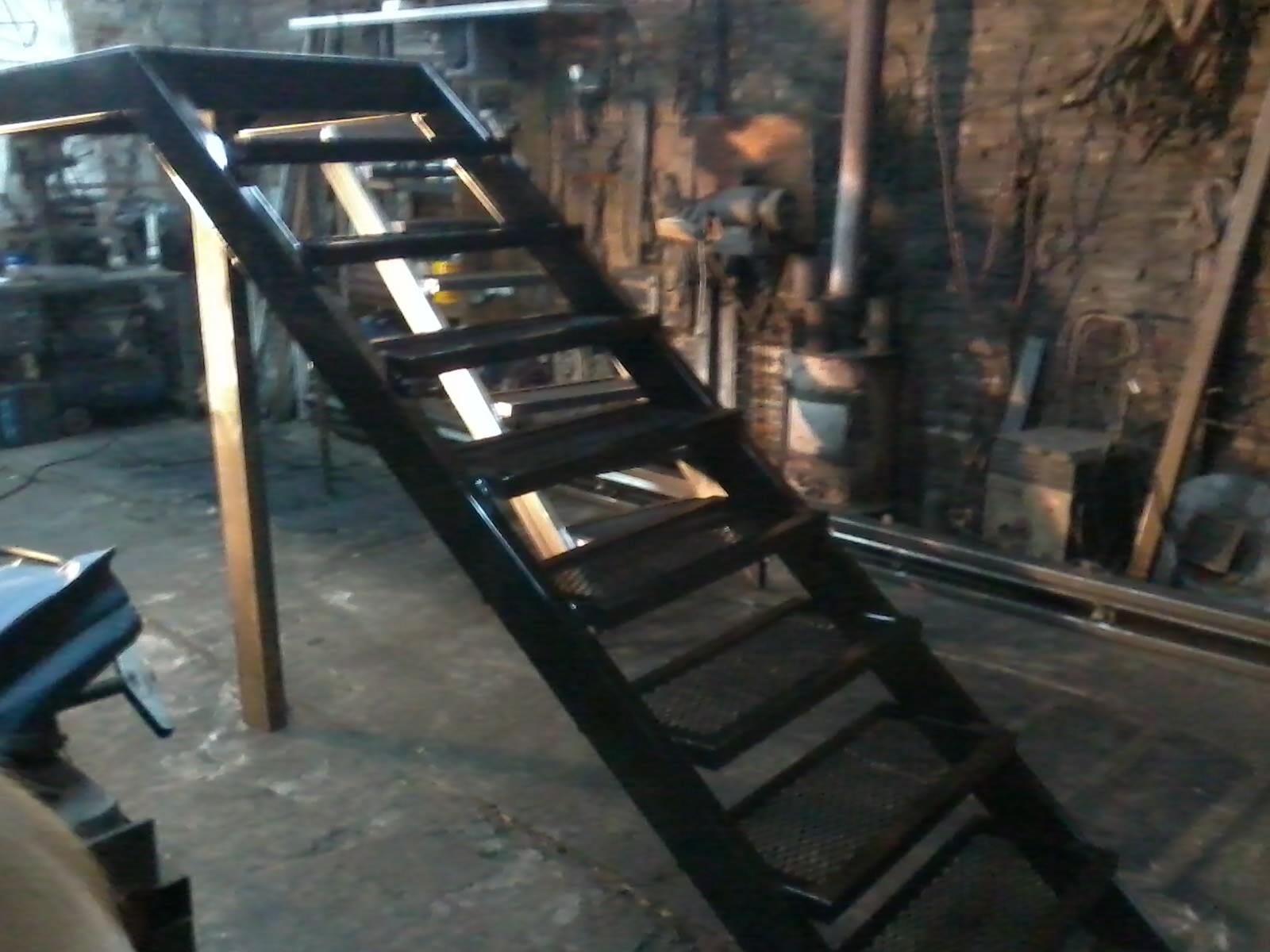 Escalera , calle Rincón ,realización en taller y colocación en obra