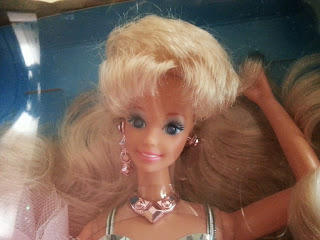Poupée Barbie Sparkle Eyes De Mattel – Yeux Qui Scintillent, Neuf Sous Blister