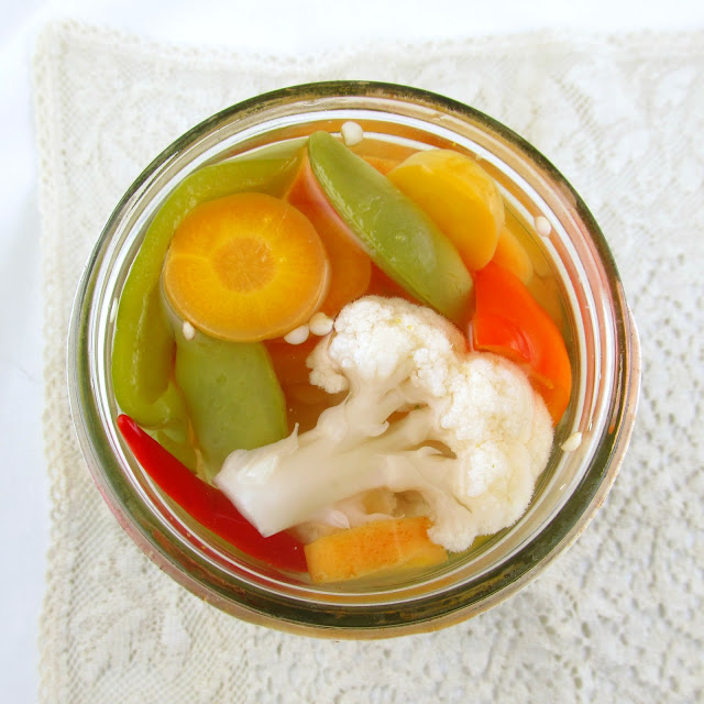 Rise and Shine Spicy Italian Mixed Veggie Pickles