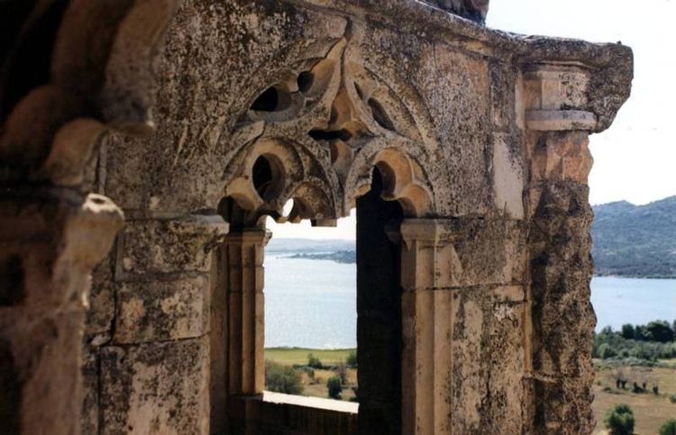 Araceli Rego, del óleo al cincel: CASTILLO DE MANZANARES EL REAL....EL