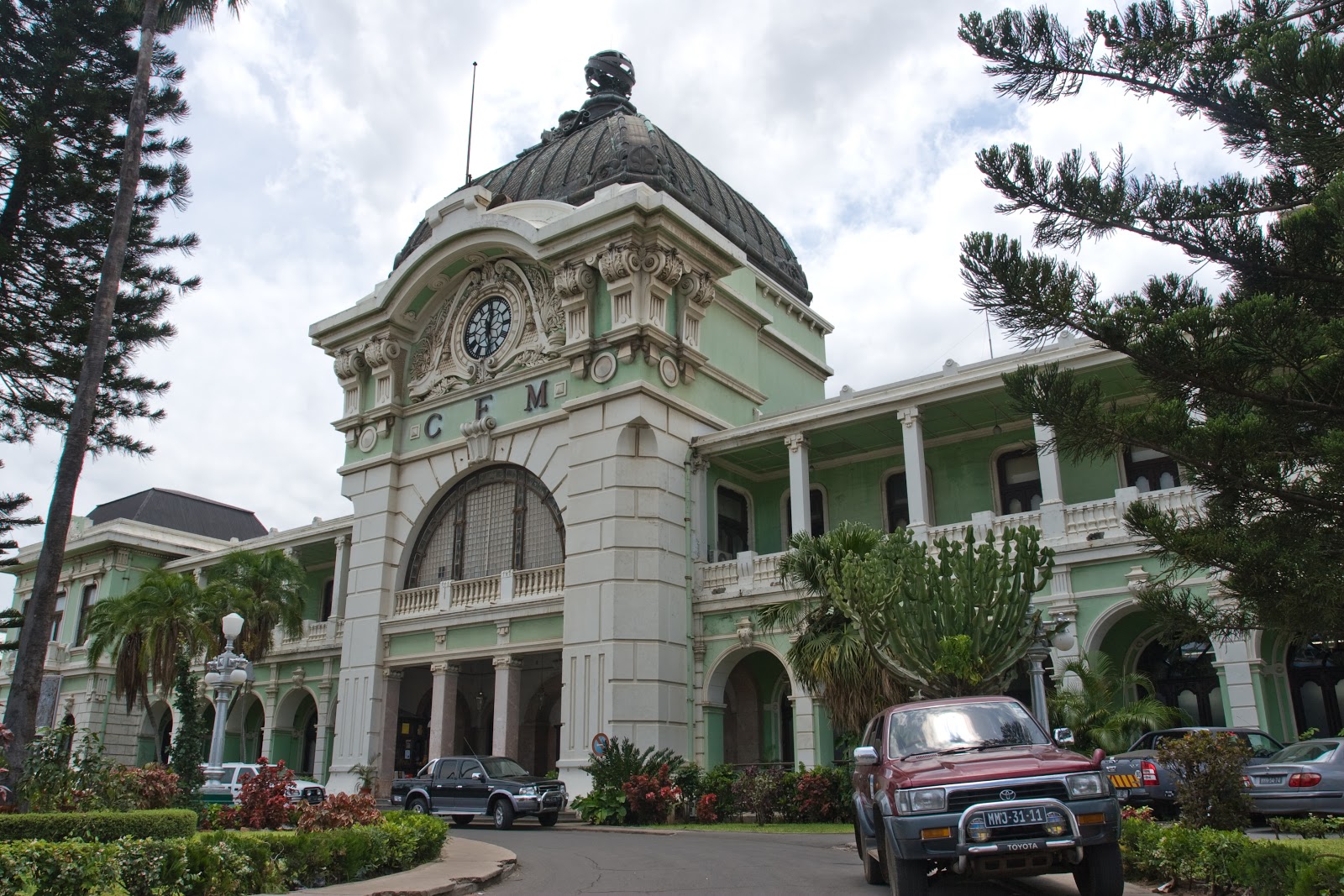 Conexão Maputo Caminhos de Ferro de Moçambique (C.F.M)