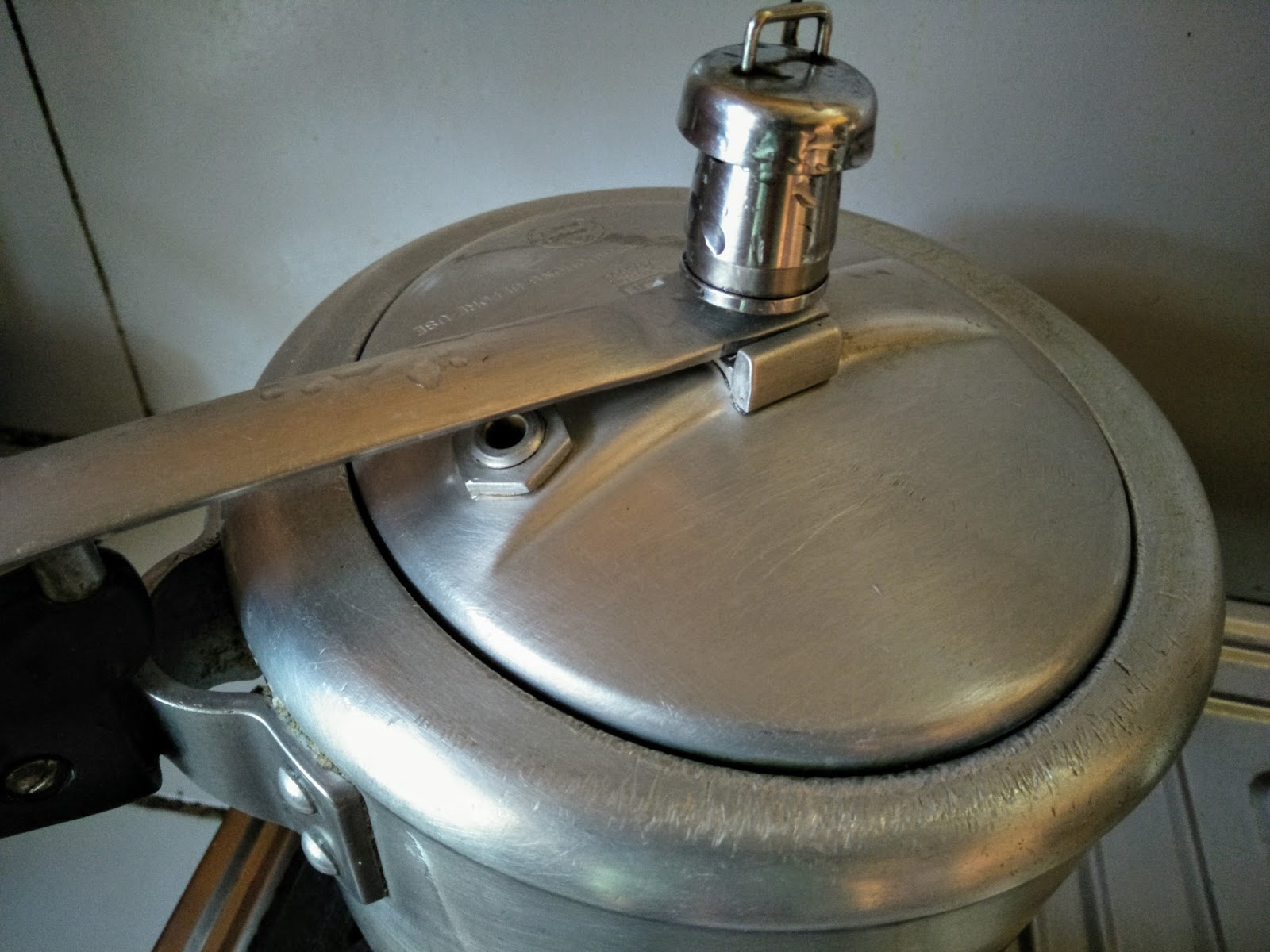 How to cook Sticky Rice in a pressure cooker (without soaking for hours)