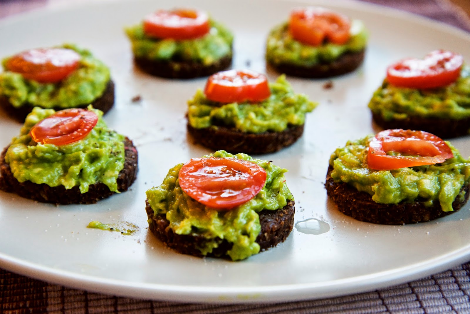 Motivated, Young and Healthy : Avocado on pumpernickel