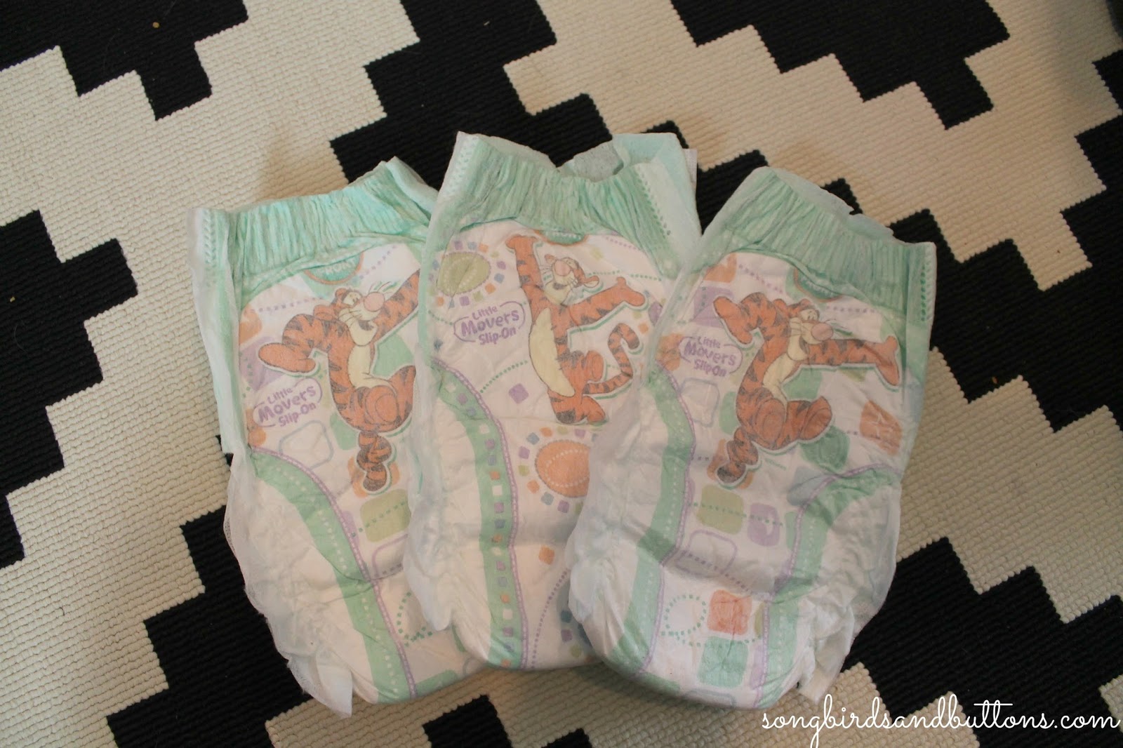 huggies slip ons size 5