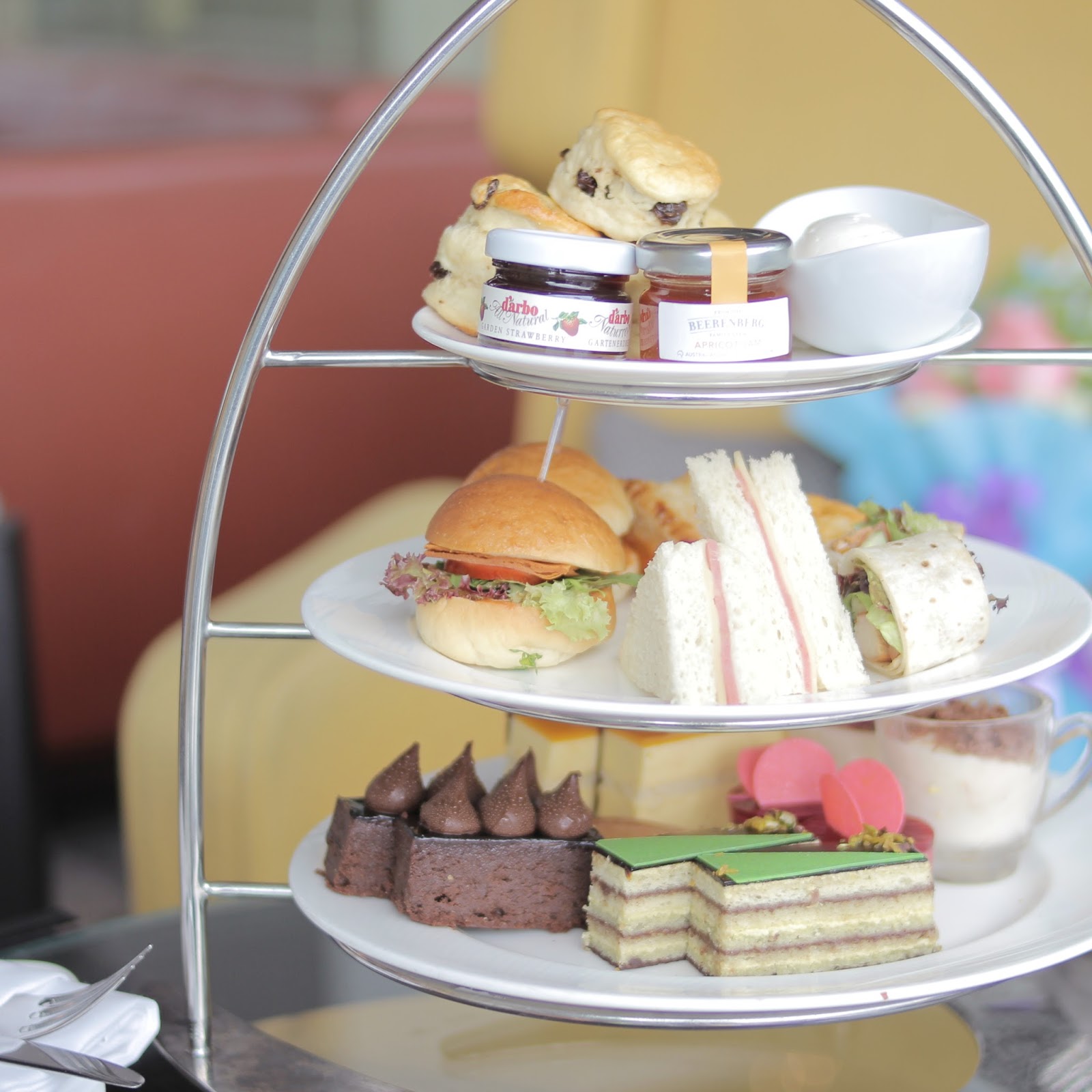 The Lounge, Hilton Kuala Lumpur Afternoon Tea Set Review FISHMEATDIE