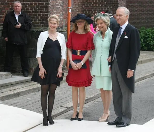 Royals wedding Dress - Princess Alix de Ligne married the Earl Guillaume de Dampierre, Grand Duke Henri and Grand Duchess Maria Teresa, Prince Guillaume and Countess Stephanie de Lannoy
