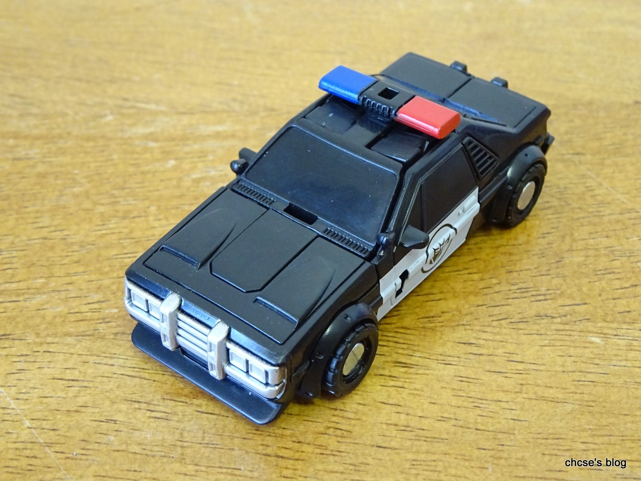ChCse's blog: Toy Review: Transformers Bumblebee Barricade (Speed Series)