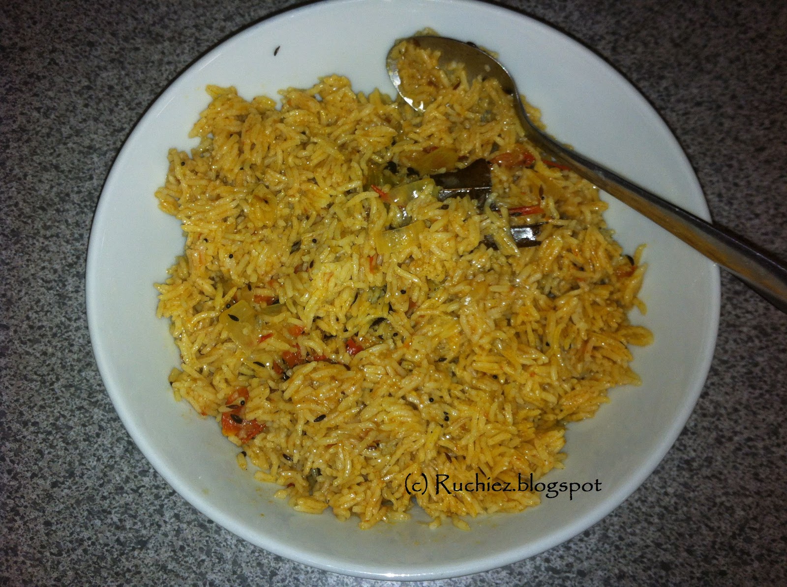 RUCHIEZ's SPICY TOMATO RICE/ ಟೋಮಾಟೋ ಅನ್ನ (Kannada