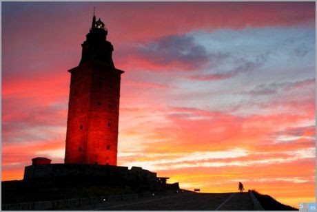 Beautiful Lighthouses around the World Beautiful Lighthouses around the World - Tower of Hercules, Spain