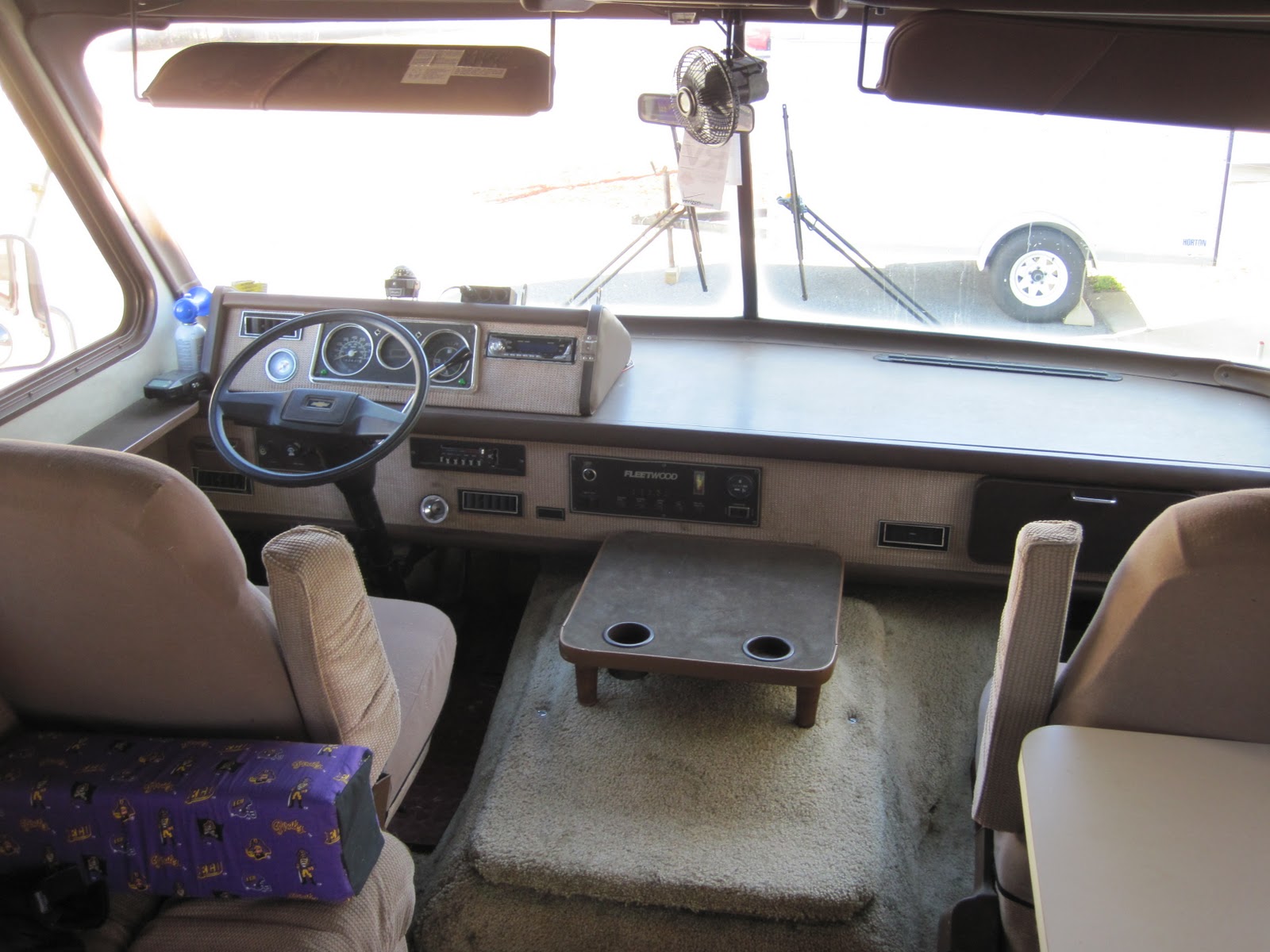 Home Sweet Motorhome: 1988 Fleetwood Bounder 33'