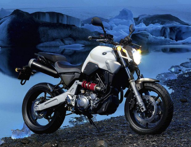 Nova Yamaha MT-03 2016 uma versão da recém R3