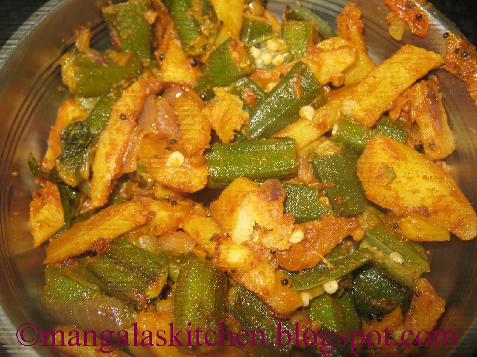 Aloo Bhindi Combo Dry Curry Potato Lady's finger Recipe Urullai