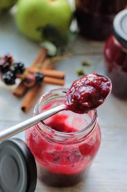 Apple, Blackberry and Cinnamon Chutney, perfect for those autumn windfalls! www.goodfoodshared.blogspot.com