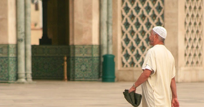 Hukum Celana di Atas/bawah Mata Kaki (Celana Cingkrang