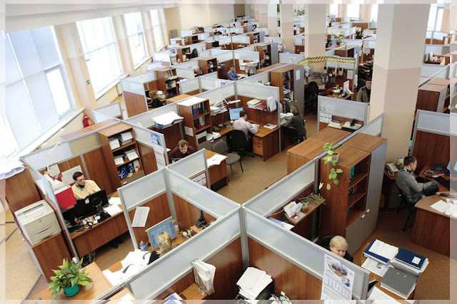  Ketika berbicara mengenai kantor tentu yang terbayang dibenak kita ialah kerja 35 Desain Kantor Minimalis Terbaik Sedunia yang Nyaman untuk Kerja