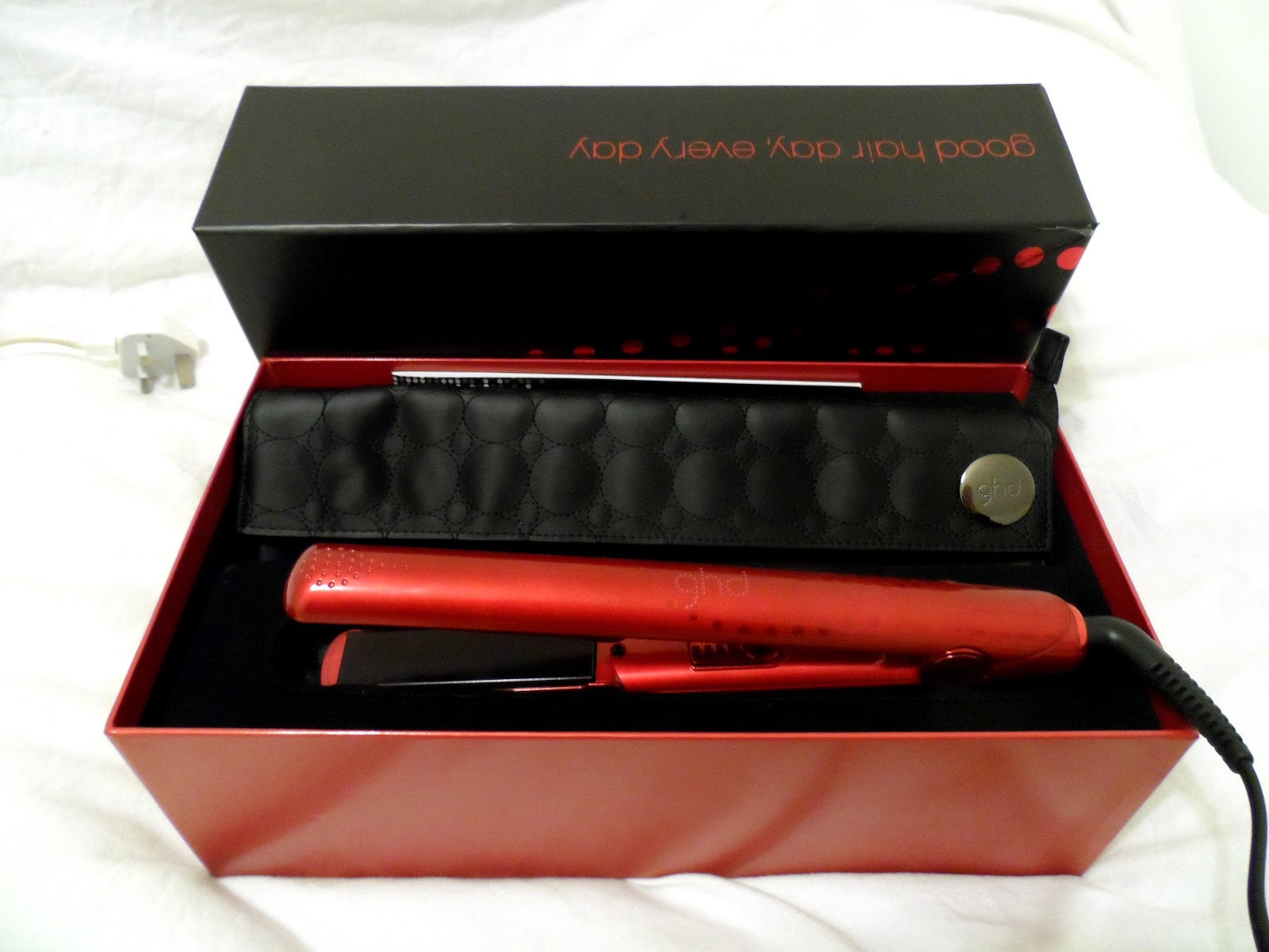 Emtalks GHD Hair Straighteners in Red Metallic Review