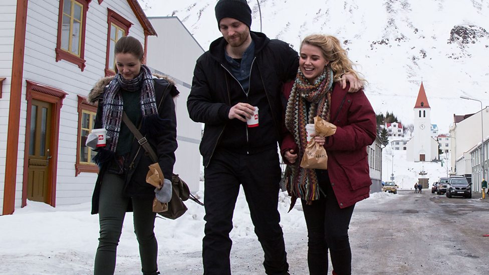 Passion for Movies Trapped (2015 ) An Engrossing Moody Crime Series