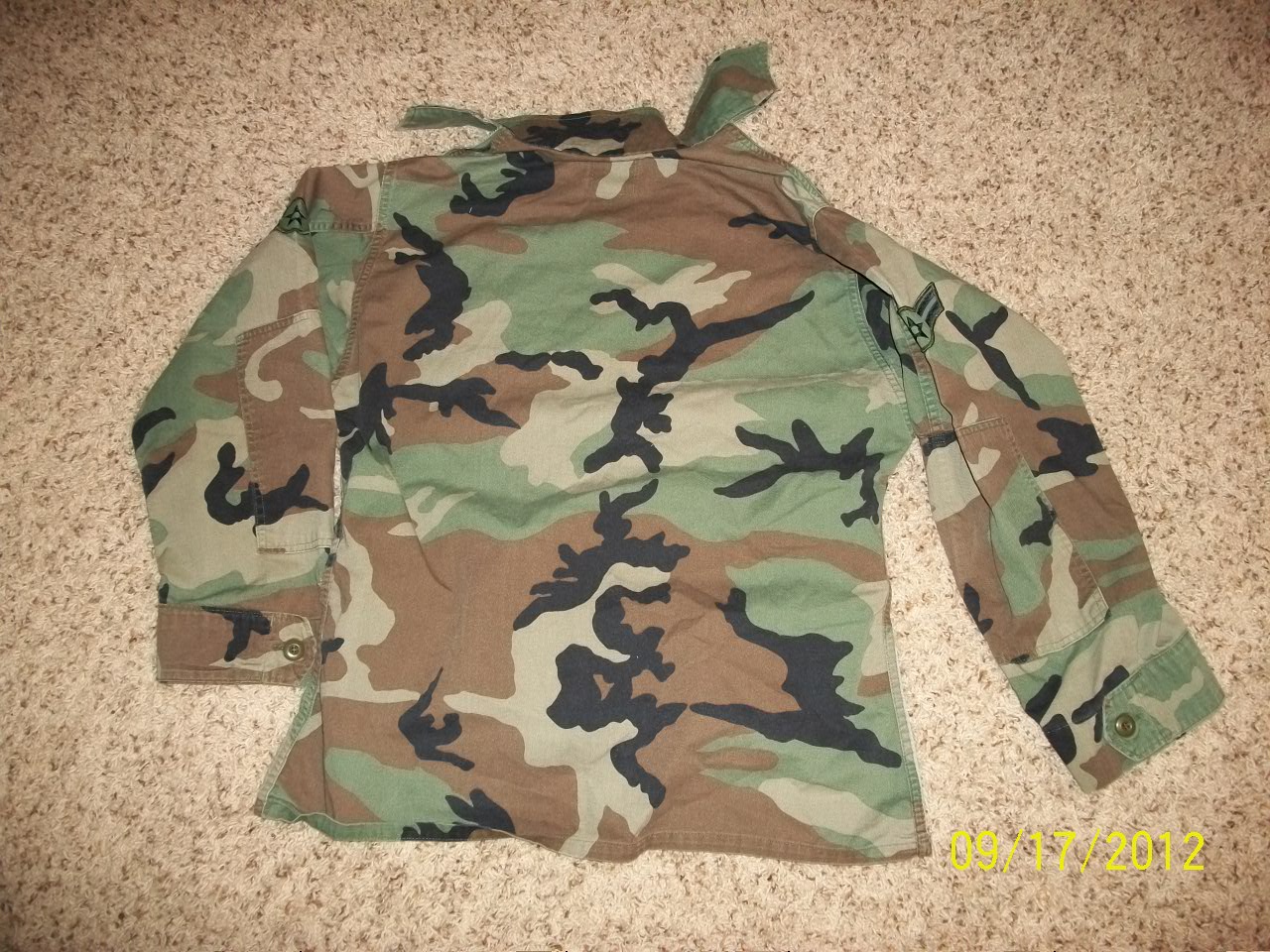 HongKongChic: Upcycled Military Uniform Tote {Part 1}