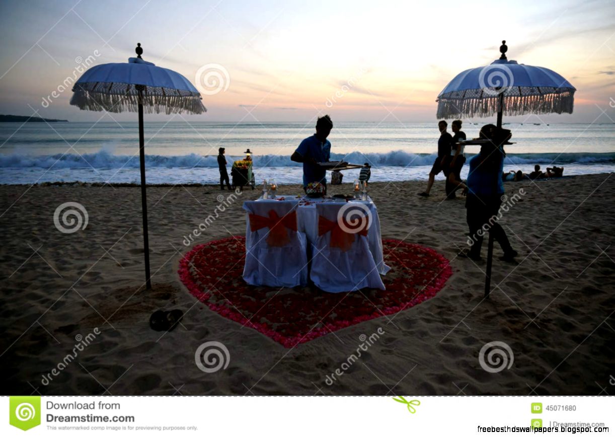 Romantic Dinner Arrangement By The Beach At Jimbaran Bali