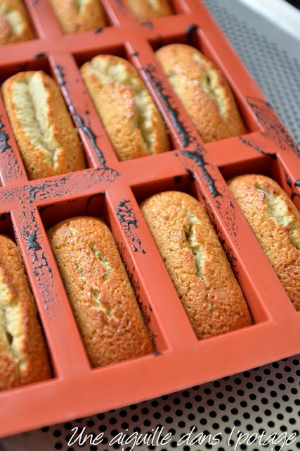 Financier à la farine de lentilles vertes