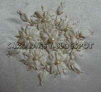 Silk ribbon embroidery detached chain in silk ribbon Silk ribbon embroidery detached chain in silk ribbon