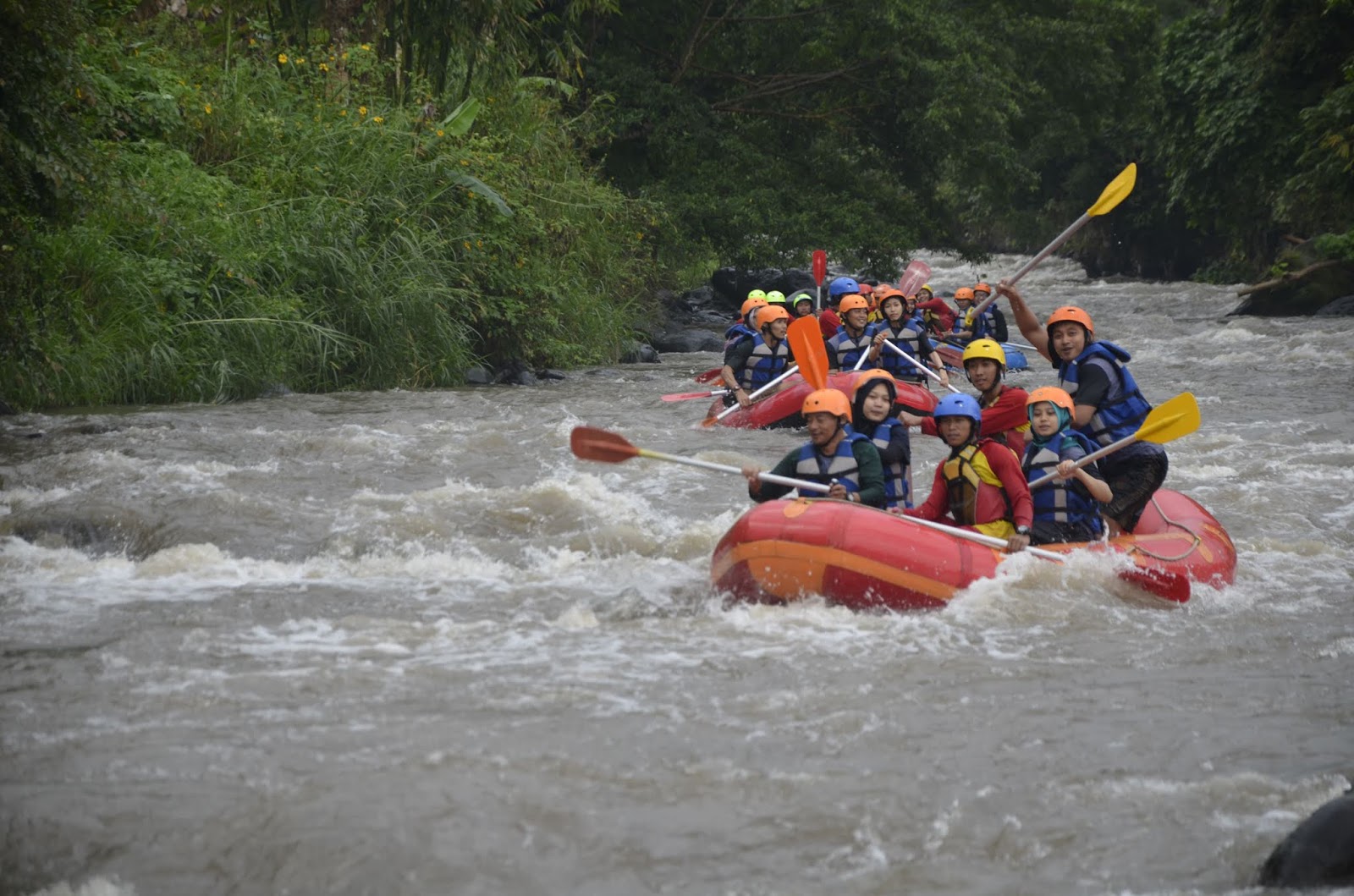 [Cuti Kemana] Bermain jeram bersama G-Raft, Glenmore.